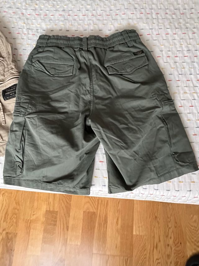 2 pantalones cargo - beige y verde