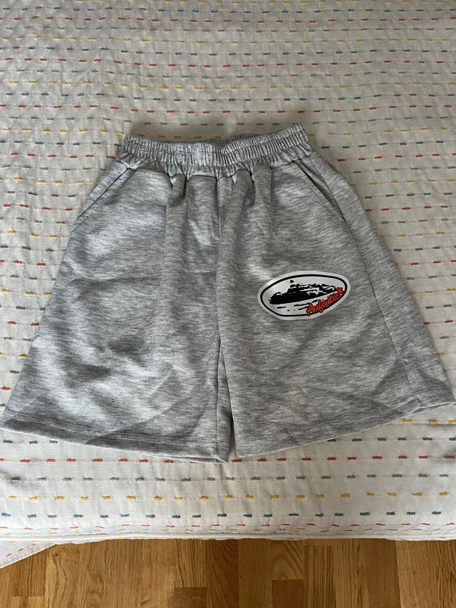 Shorts Cortos Grises Corteiz