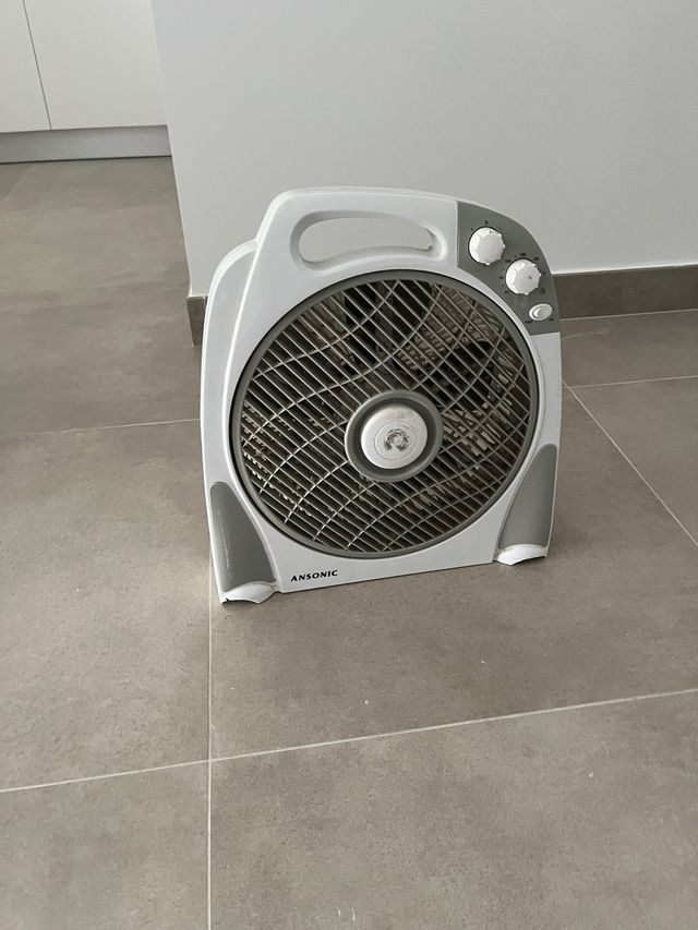 Ventilador ANSONIC - Gris y Blanco