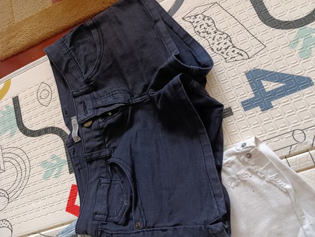 3 shorts vaqueros: azul, blanco, negro