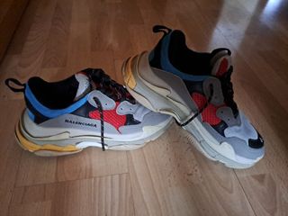Balenciaga Triple S multicolor