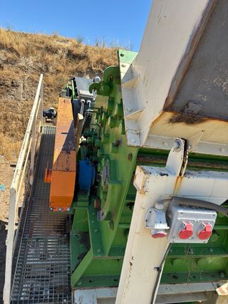 Trituradora y Criba RECAMOP