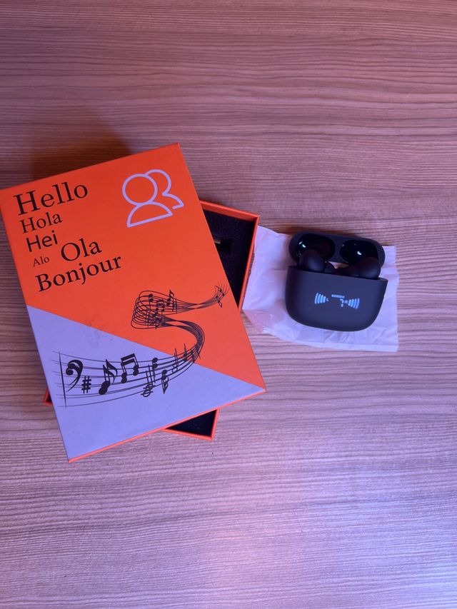 Cuffie Translator nere