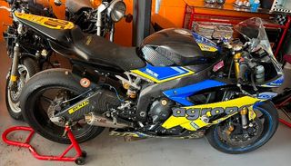 Yamaha YZF R6 Race SOLO PARA CIRCUITO muchos extra