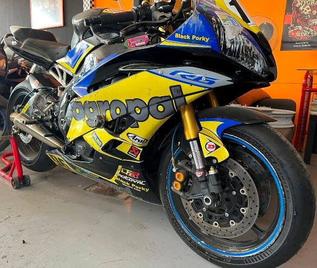 Yamaha YZF R6 Race SOLO PARA CIRCUITO muchos extra
