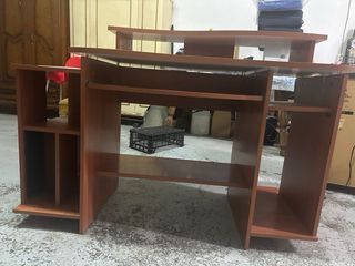 Escritorio madera marrón