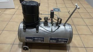 Compresor aire 100L. Trabajo