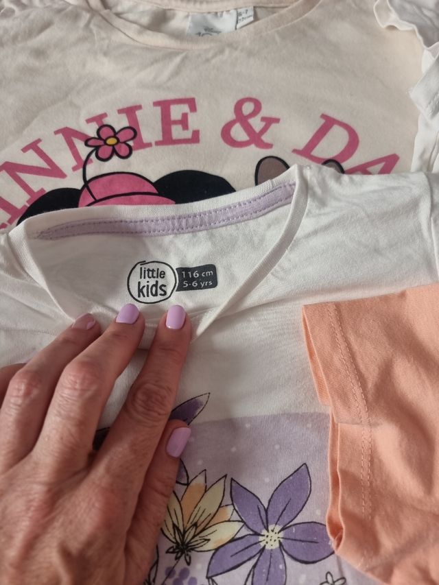 6 Camisetas Niña 6-7 años.