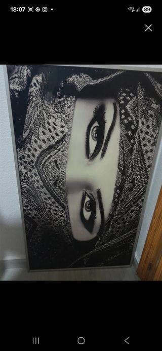 Cuadro decorativo - Mujer velada,122x72