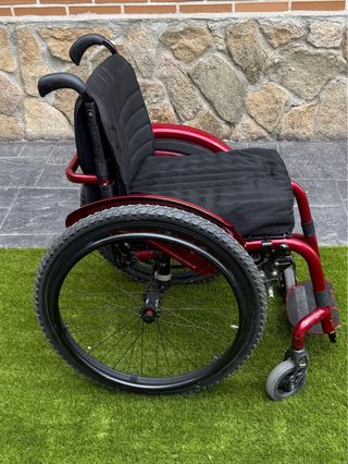 Silla ruedas QUICKIE HELIUM montaña
