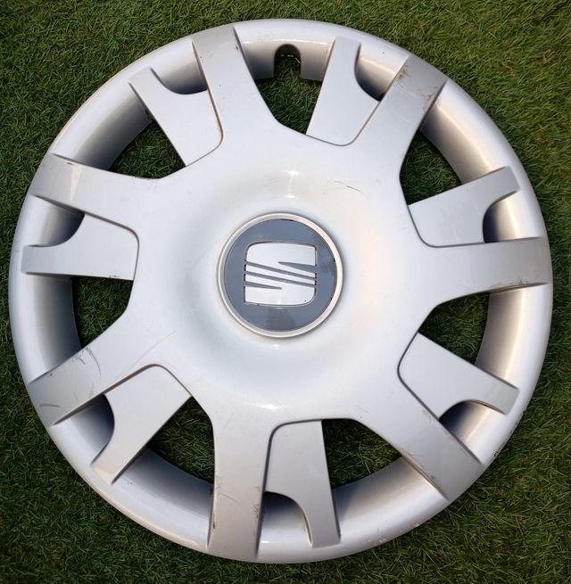 Tapacubos Seat León II