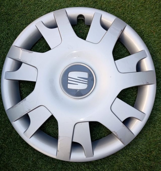 Tapacubos Seat León II