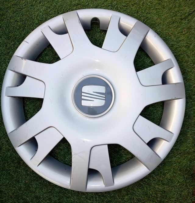 Tapacubos Seat León II