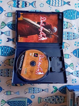 *PS2 (PlayStation 2) Devil May Cry - Capcom