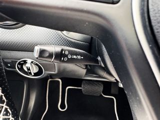 Mercedes Clase A 180 CDI AUTOMÁTICO con TECHO SOLAR, CUERO MIXTO... 