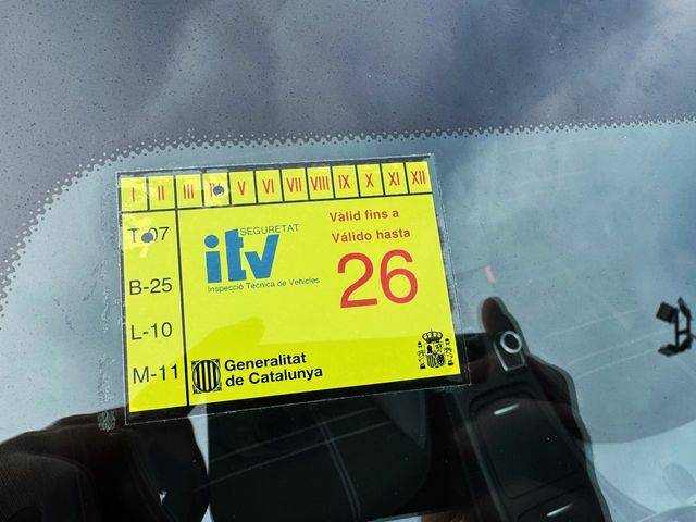 Mercedes Clase A 180 CDI AUTOMÁTICO con TECHO SOLAR, CUERO MIXTO...