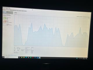 PC + Monitor Philips + teclado y ratón