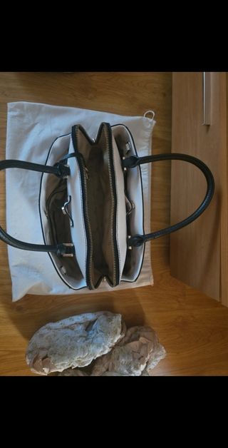 Bolso Guess Azul y Blanco