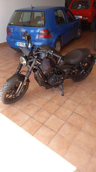 CAMBIO zontes c125 nueva con1000km por scooter 125