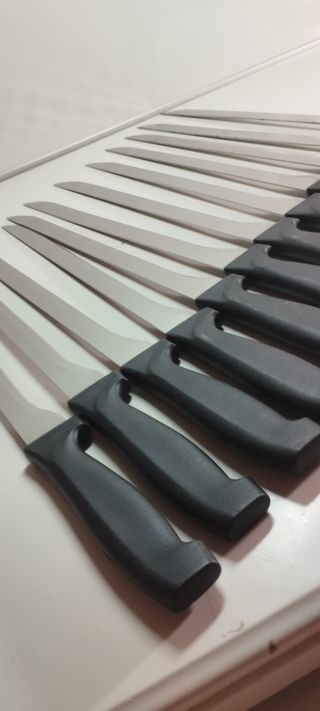 12 Cuchillos Jamoneros