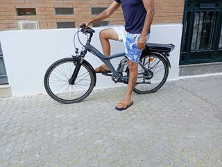 Bicicleta elettrica Decathlon. Modello Helmet ST