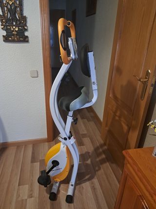 Bicicleta estática plegable