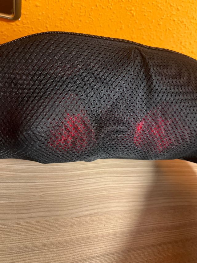 Massaggiatore per collo impastante