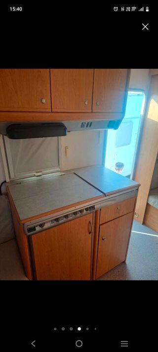 Caravana Knaus Sudwind 400