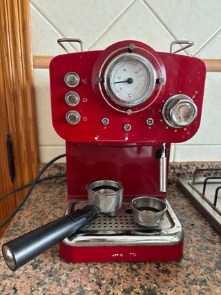 Cafetera Rowenta roja - expreso
