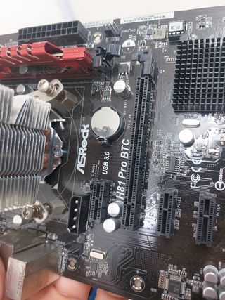 Placa base ASRock