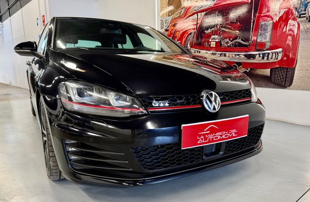 VOLLSWAGEN GOLF GTI 2.0 TSI PERFORMANCE