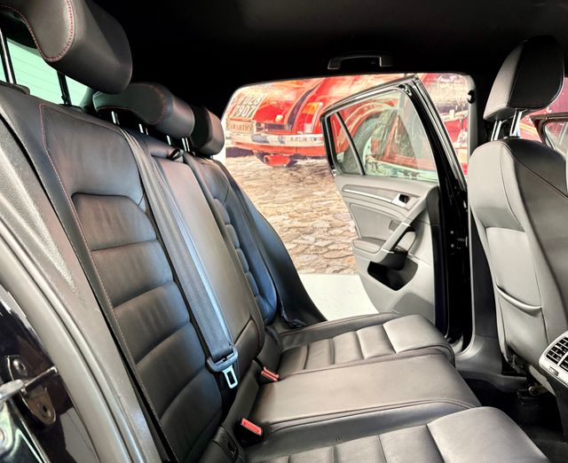 VOLLSWAGEN GOLF GTI 2.0 TSI PERFORMANCE