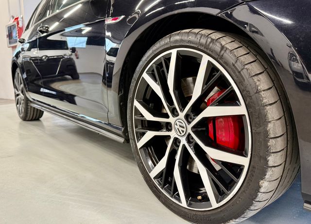 VOLLSWAGEN GOLF GTI 2.0 TSI PERFORMANCE