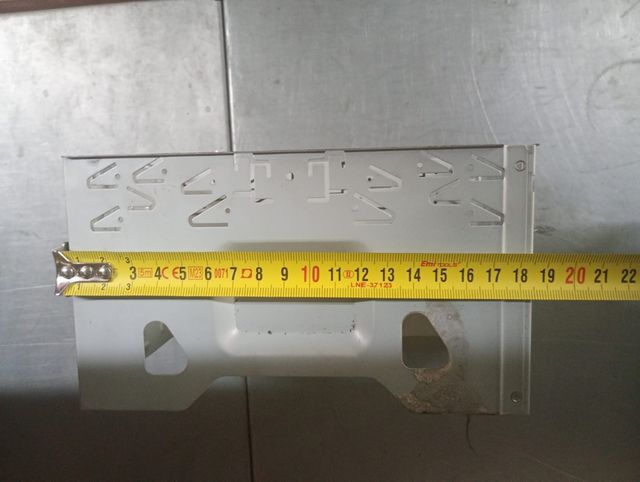 Carcasa radio doble DIN - Gris plata