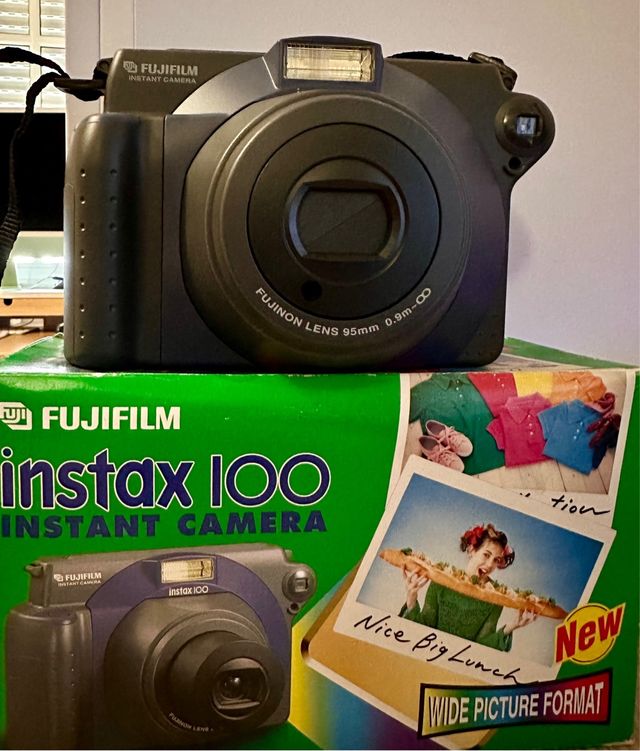 Cámara Fujifilm Instax 100