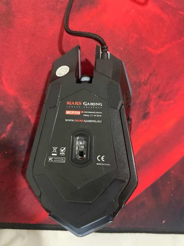 Teclado MARS GAMING blanco, alfombra y raton 