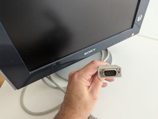 Monitor Sony SDM-HS73 LCD TFT 17'' jugar + Tarjeta