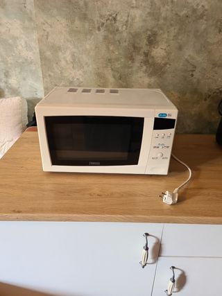 Microondas Zanussi con grill