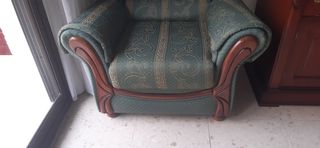 Sofá clasico y dos butacas