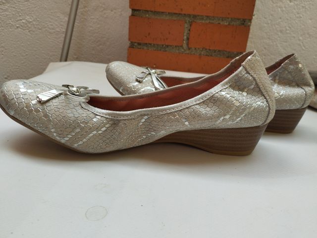 Zapatos planos mujer 35 plata. Opción 3x2