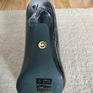 Tacones Michael Kors negros