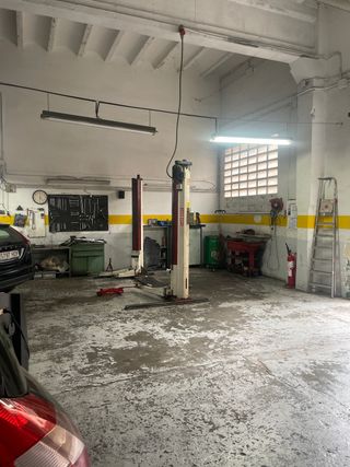 Instalaciones taller mecánico por cierre 