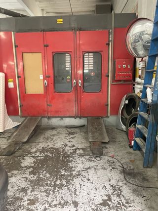 Instalaciones taller mecánico por cierre 
