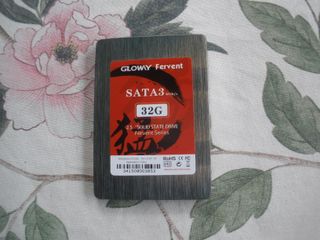 Disco Duro SSD 2,5"  GLOWY 32GB SATA3
