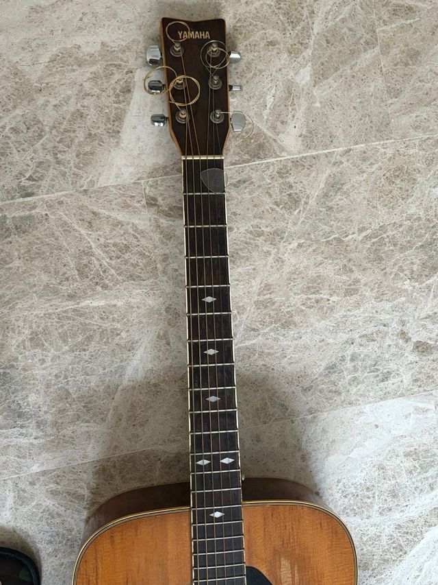 Guitarra Acústica Yamaha Vintage ‘80s