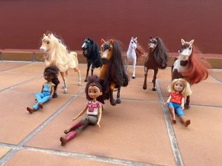 Spirit Rescue: Caballos & Muñecas