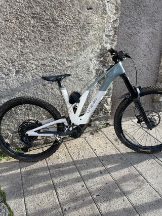 Bicicleta eléctrica Unno Mith S1 2024