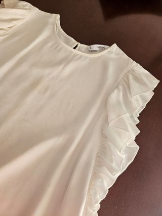 Blusa Mango blanca XS - volantes