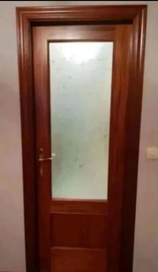 Puerta interior madera