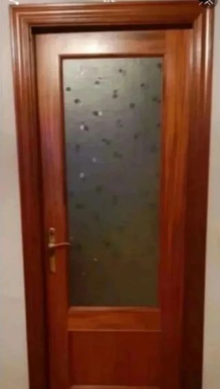 Puerta interior madera